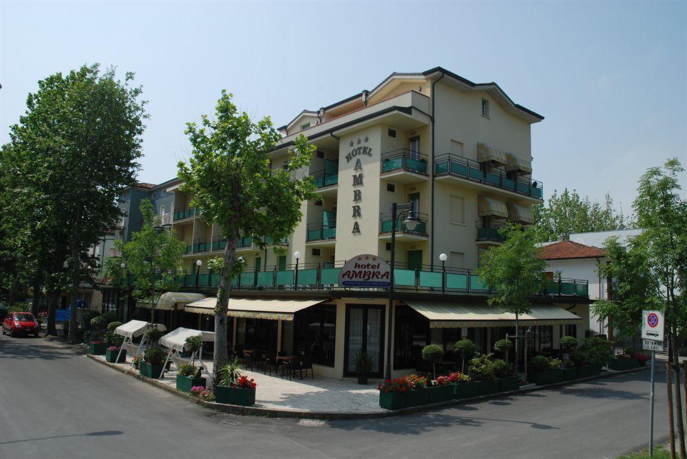 Hotel Ambra Cesenatico Exteriör bild